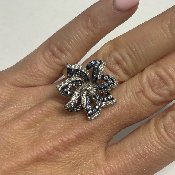 Suzy Levian Sterling Silver Blue Sapphire Created White Sapphire Floral Ring NWT - Picture 5 of 6